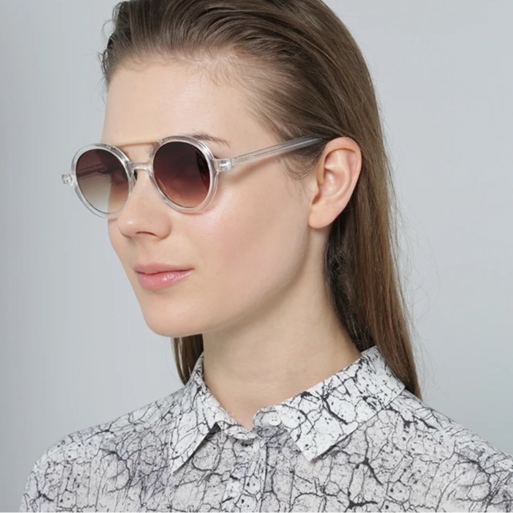 KOMONO Round Clear Sunglasses with Brown Gradient Lenses The Vivien - Picture 3 of 10